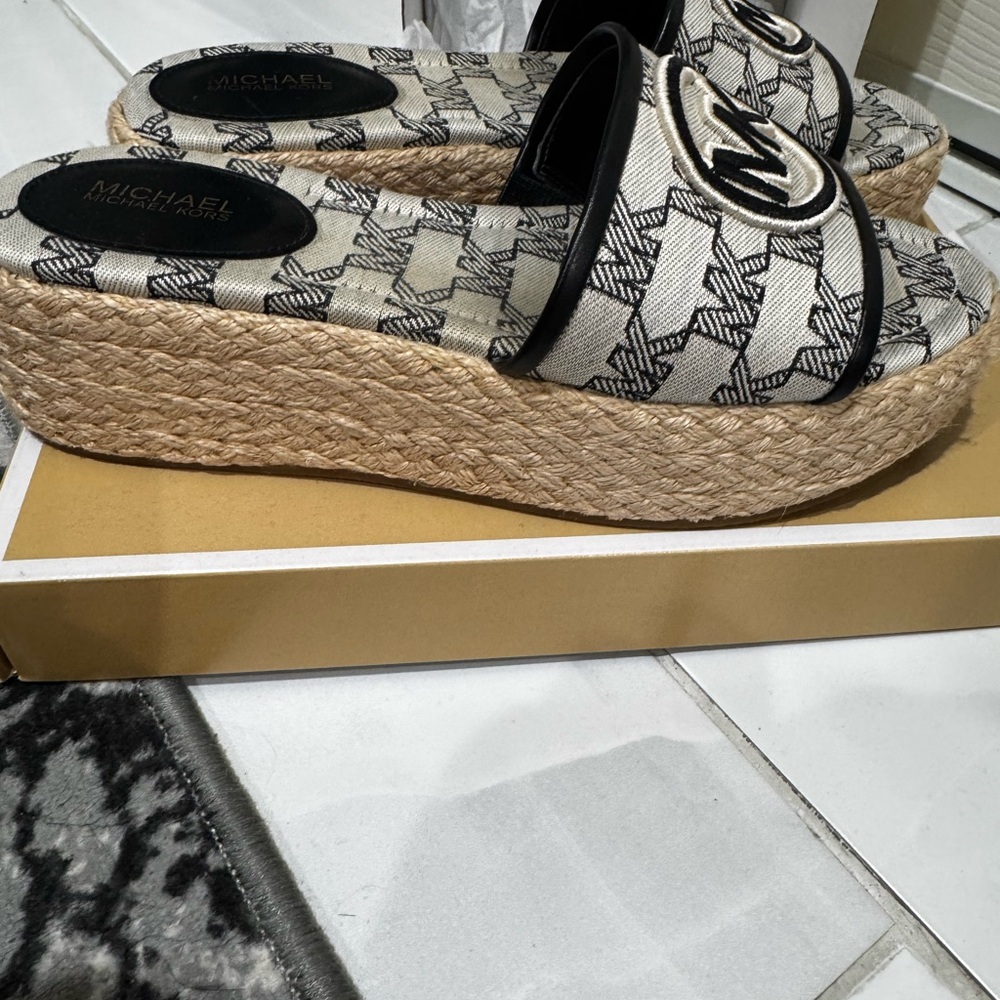 Michael Kors Black and Gray Platform Sandals - Picture 2 of 10